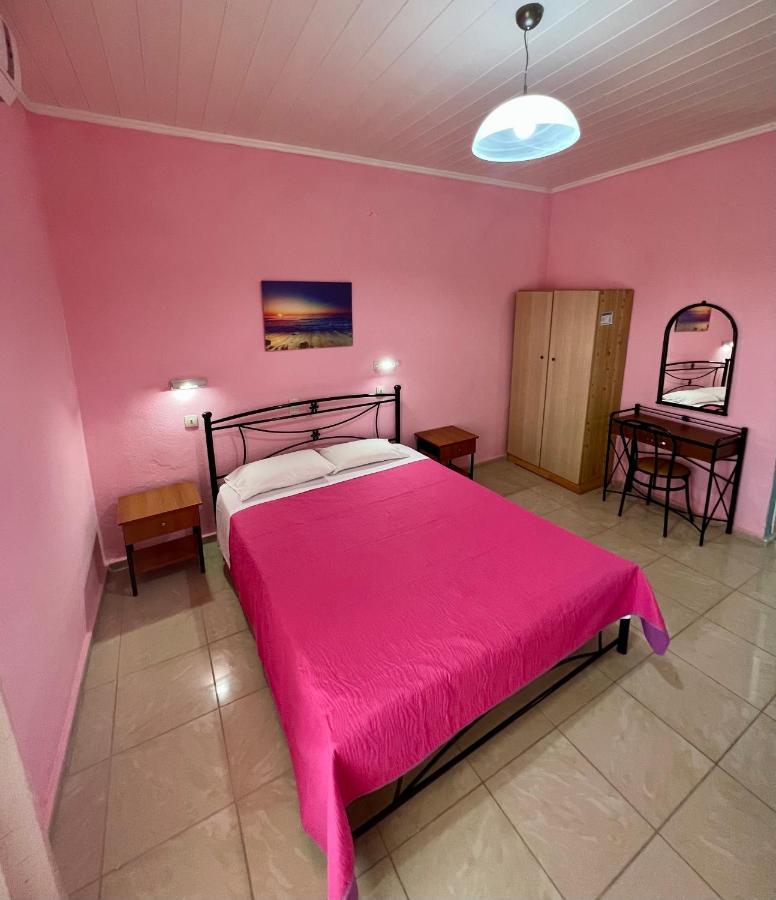 Elena Pool Aparthotel Agios Georgios  Exteriör bild