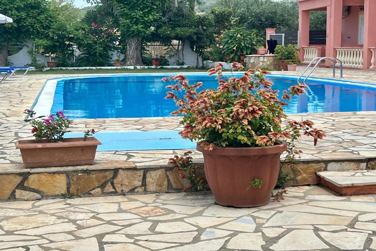 Elena Pool Aparthotel Agios Georgios  Exteriör bild