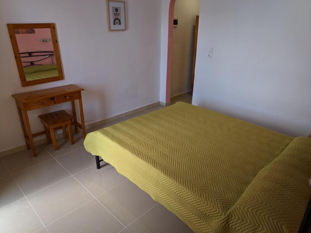 Elena Pool Aparthotel Agios Georgios  Exteriör bild