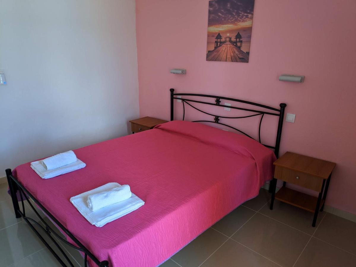 Elena Pool Aparthotel Agios Georgios  Exteriör bild