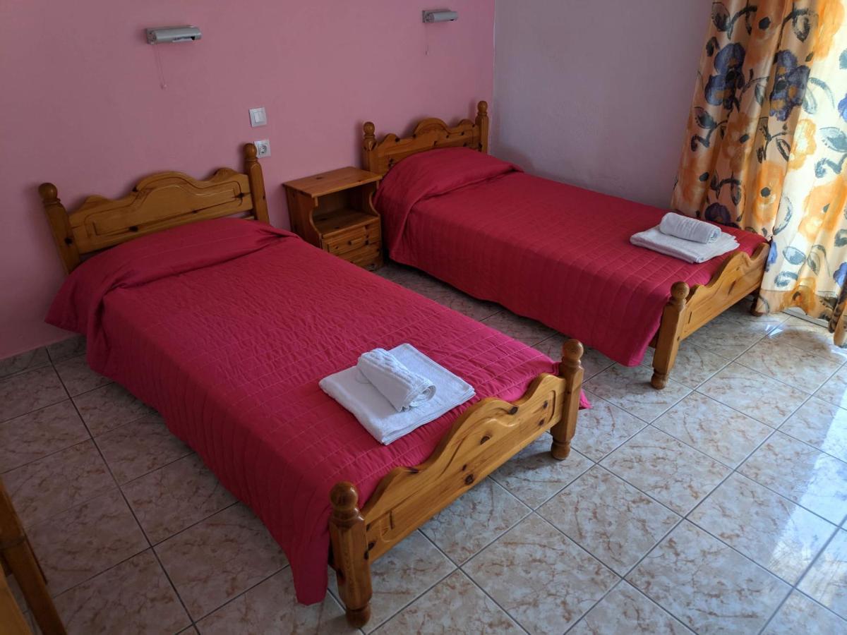 Elena Pool Aparthotel Agios Georgios  Exteriör bild