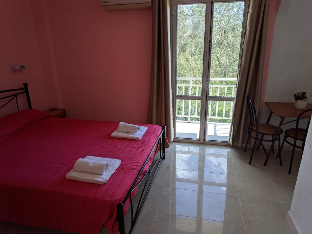 Elena Pool Aparthotel Agios Georgios  Exteriör bild