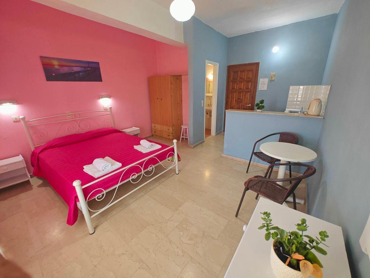 Elena Pool Aparthotel Agios Georgios  Exteriör bild