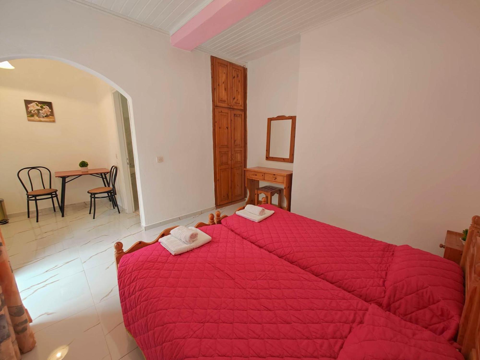 Elena Pool Aparthotel Agios Georgios  Exteriör bild