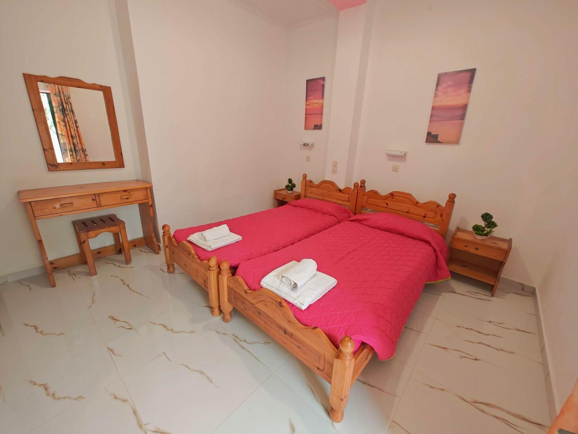 Elena Pool Aparthotel Agios Georgios  Exteriör bild